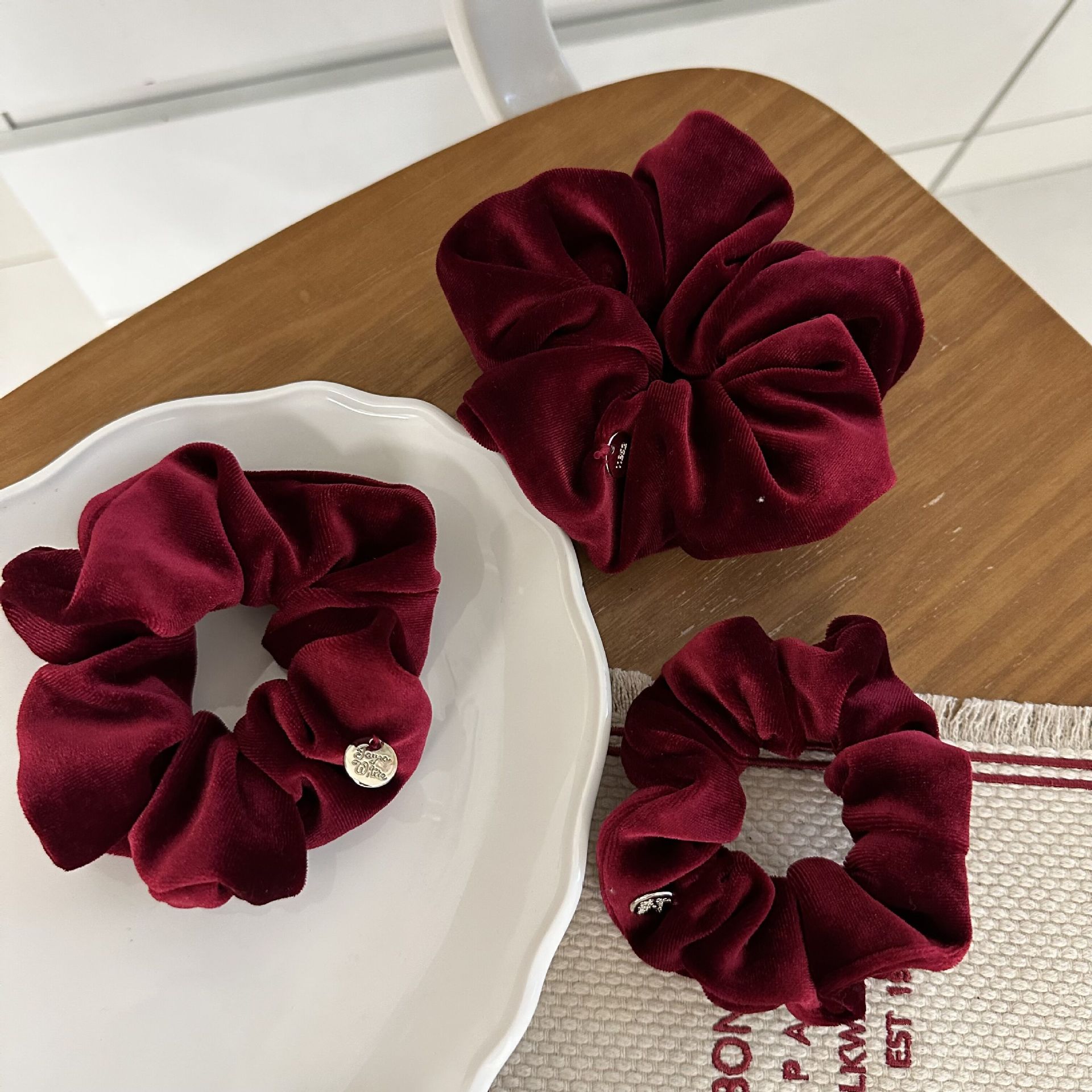 Woman Elegant Velvet Elastics  - Tablet Holder Accessories recension och pris